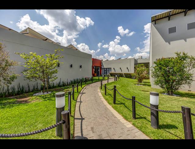 0.5 BEDROOM APARTMENT TO LET IN DAINFERN